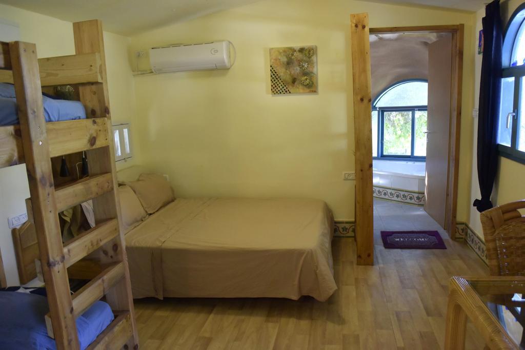 Dutch Farm Israel Sede Zevi Exterior foto